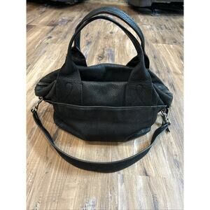 AIMEE KESTENBERG black pebbled leather shoulder bag zip closure Nice Condition